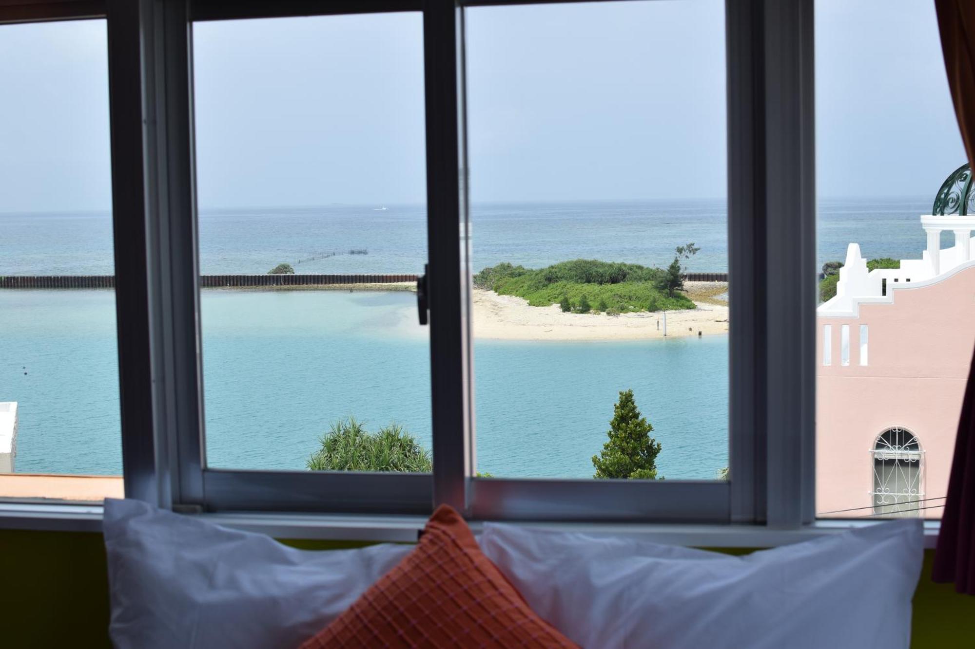 Breaky Hotel Chatan Ngoại thất bức ảnh